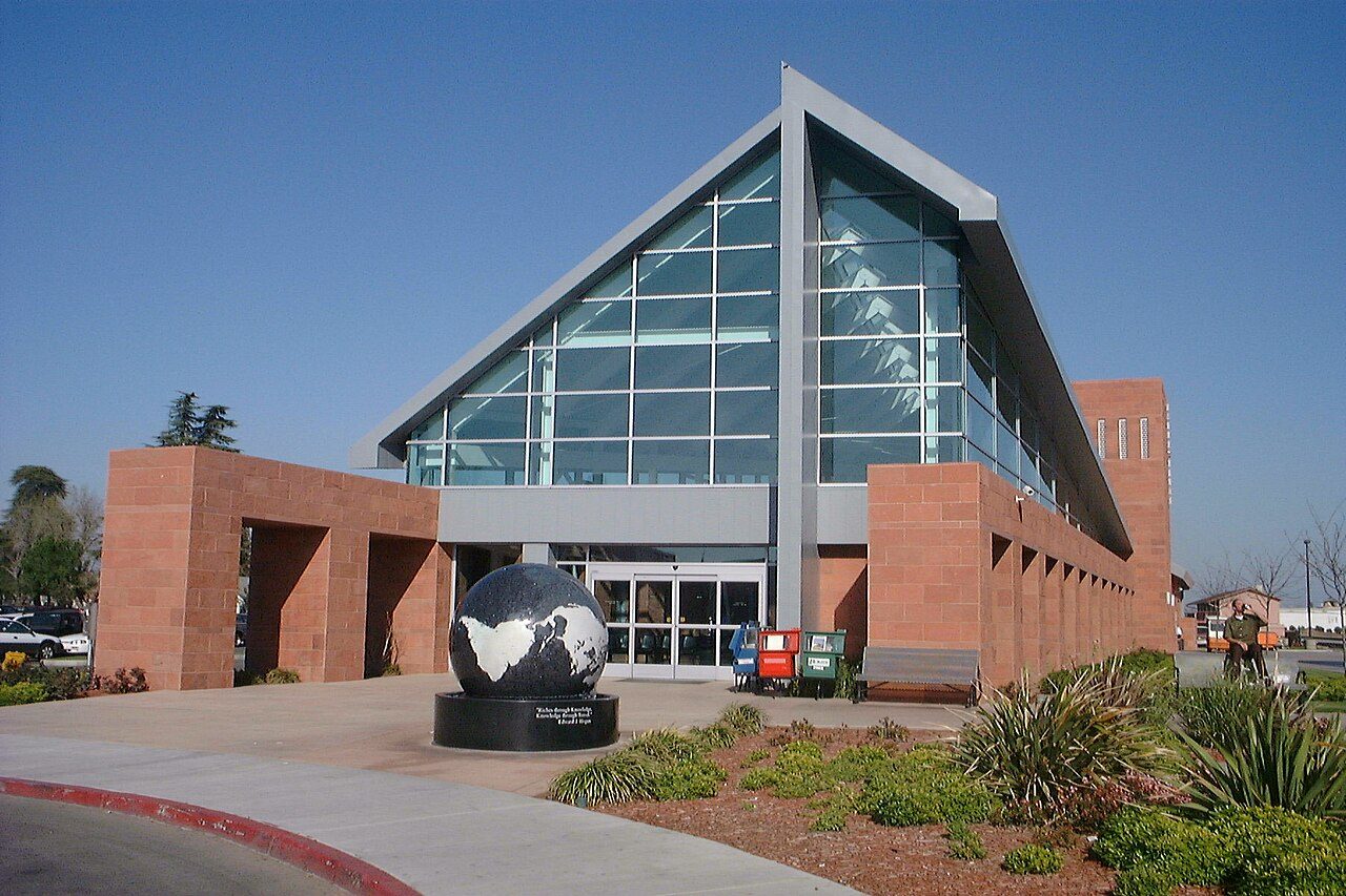 Bakersfield Amtrak station